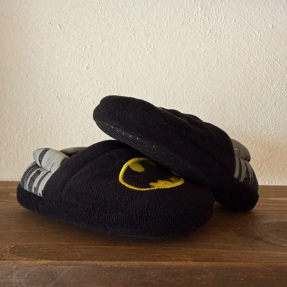 Batman‎ Kids Slippers Toddler Size 7 8 Black Plush DC Comics